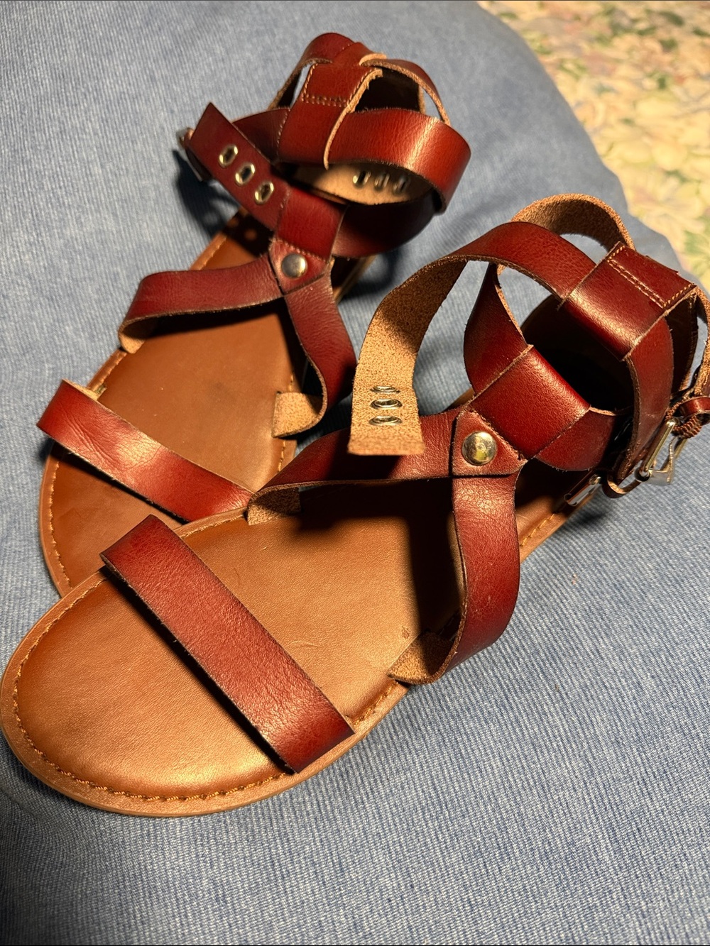 American Eagle Outfitters Brown Leather Strappy Gladiator Sandals